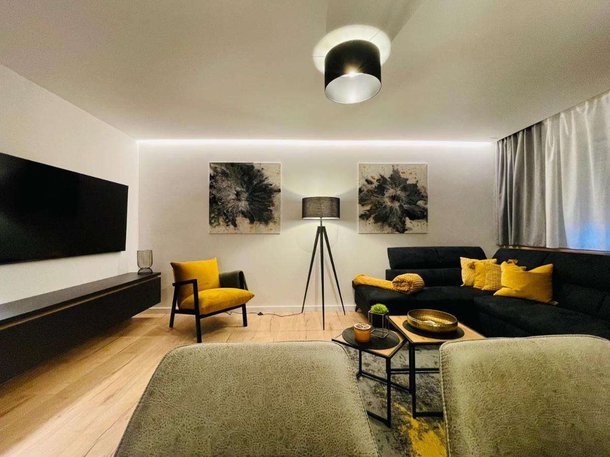 Apartman Ana 达鲁瓦尔 外观 照片